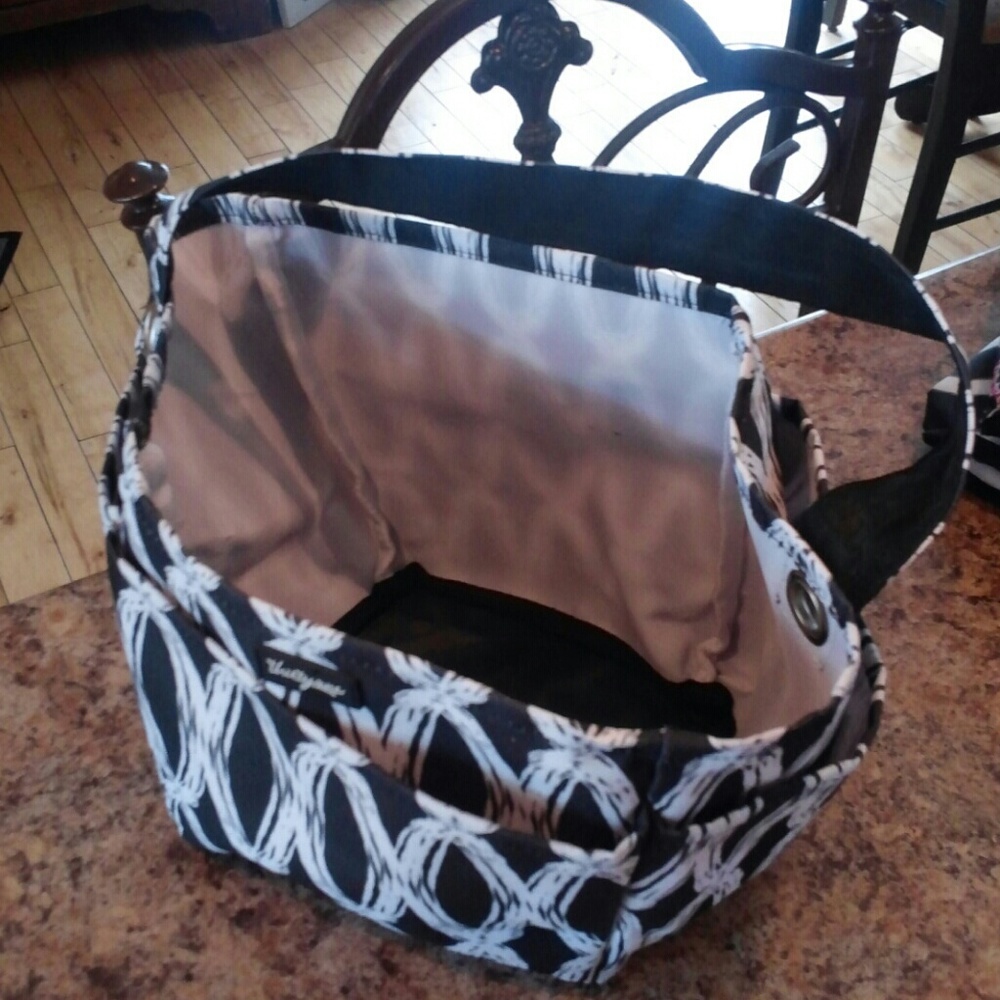 Creative caddy